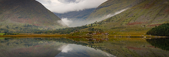 Kerry - Lough Cummeenduff, Black Valley