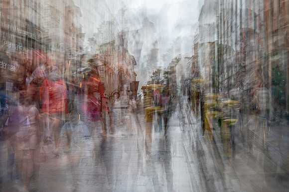 Grafton Street Hustle & Bustle - Dublin