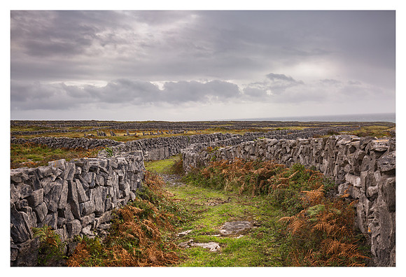 Galway - Path to the Sea, Inis Mór